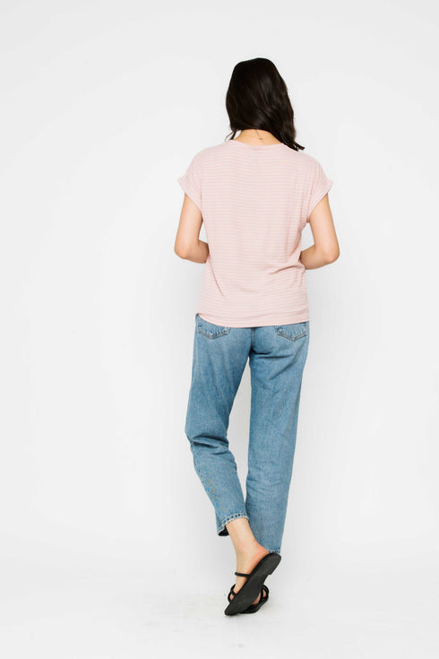Daisy-Textured Rib Roll Cuff Tee