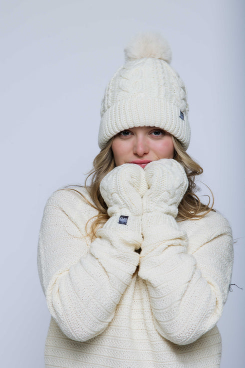 Marshmallow-Cabled Lined Beanie