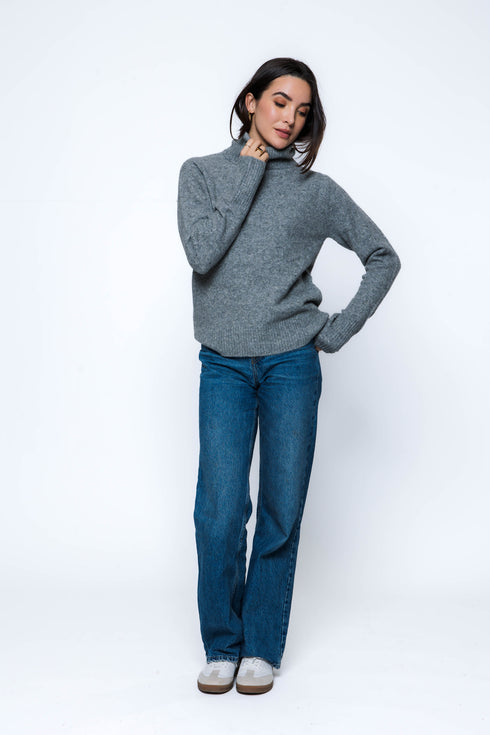 Aubrey-Turtleneck Sweater