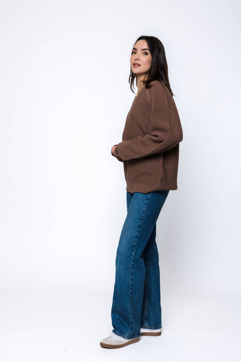 Leandra-Vee Neck Pullover