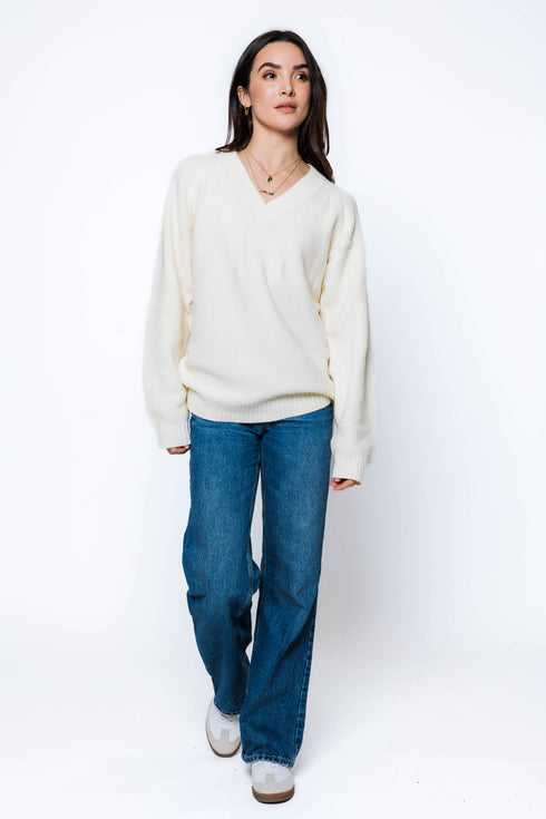 Leandra-Vee Neck Pullover