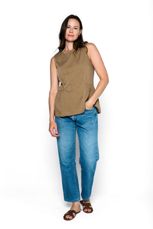 Diana-Fluid Twill Half-Peplum Vest